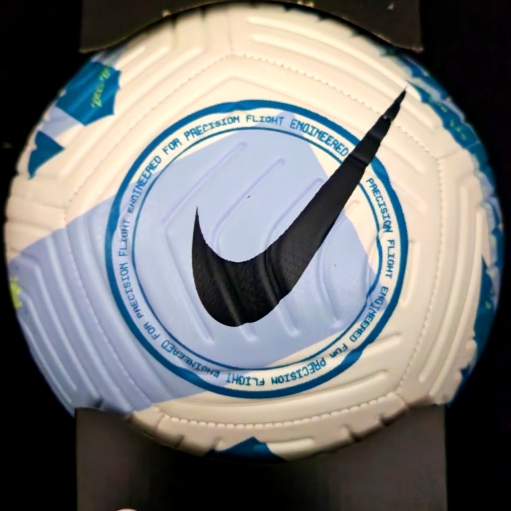 Nike Soccer balls sz 5